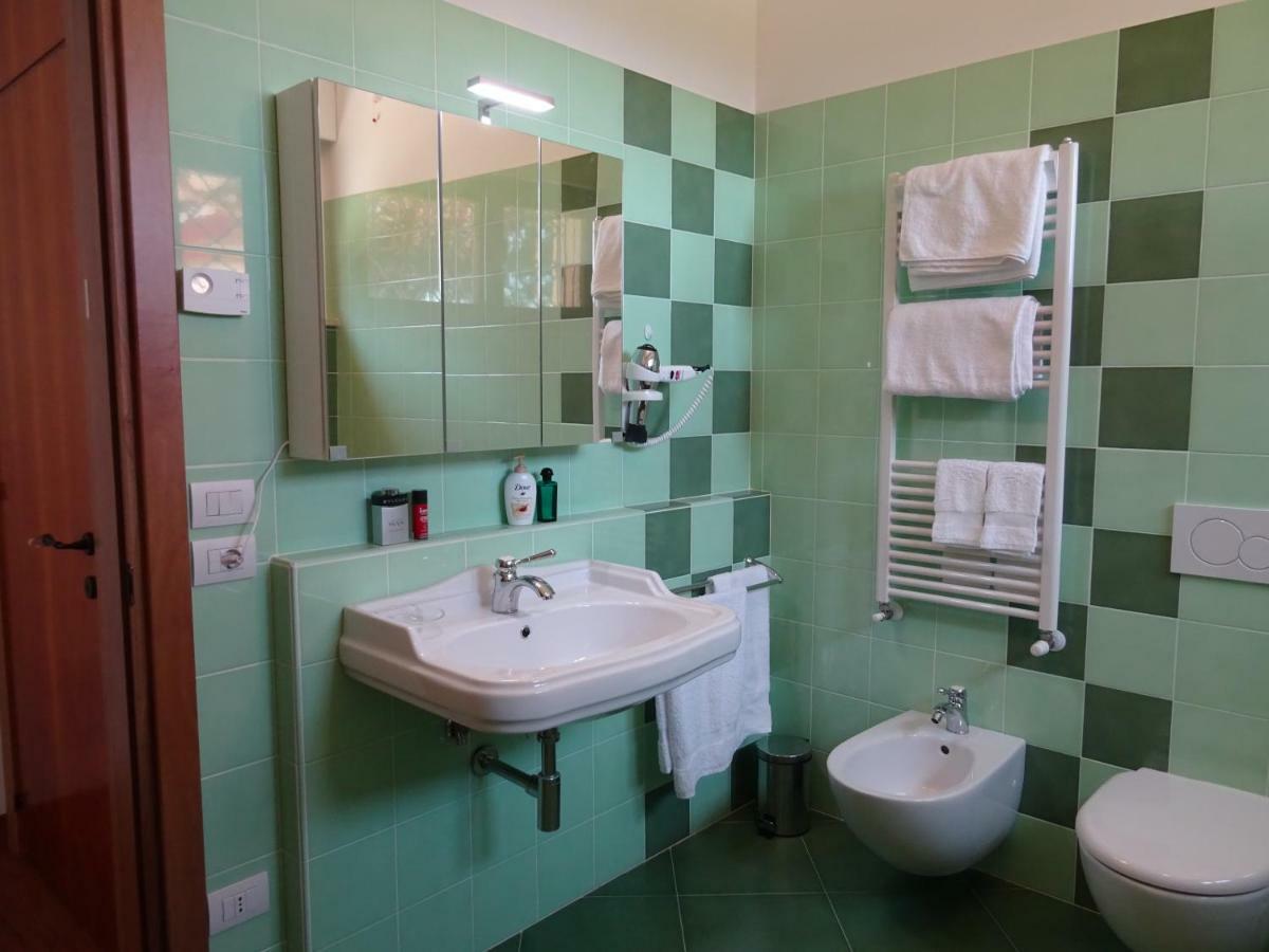 Ilpoggetto Bed&Breakfast Чивітанова-Марке Екстер'єр фото