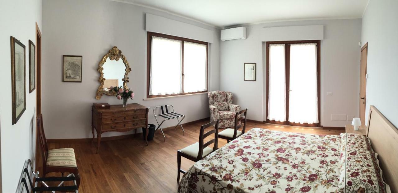 Ilpoggetto Bed&Breakfast Чивітанова-Марке Екстер'єр фото